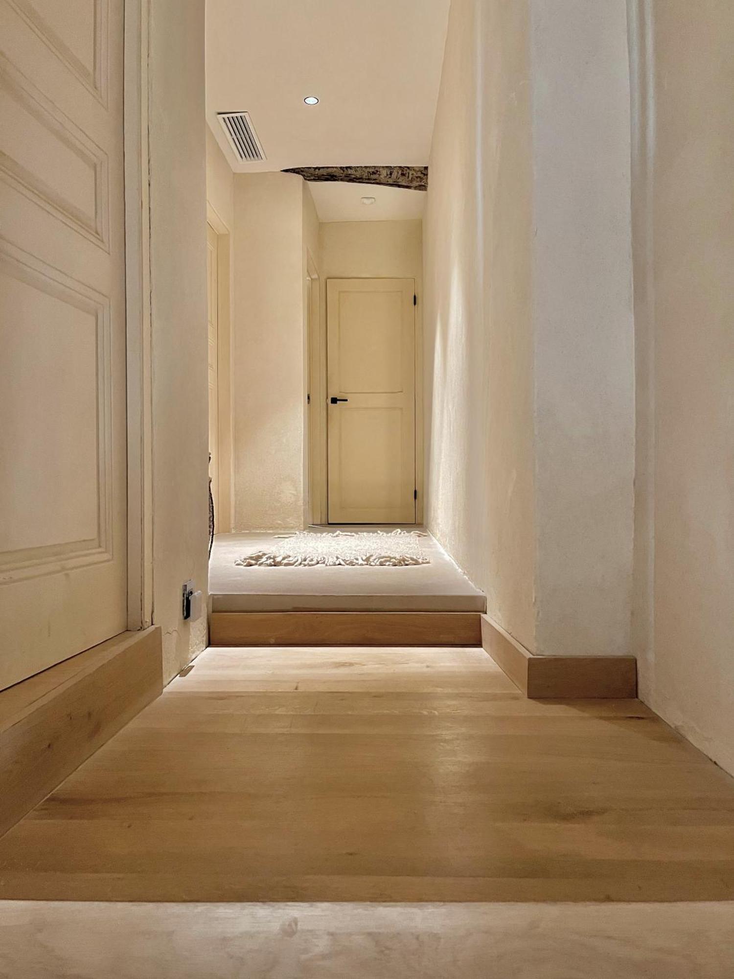Toile Blanche Hotel 3*